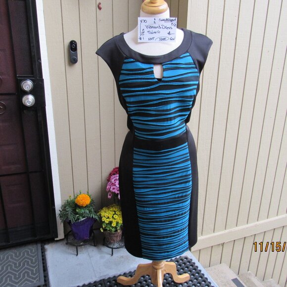 #470  NEW WOMAN'S SHEATH DRESS BY CONNECTED APPAREL  (SIZE 16) - Picture 1 of 3